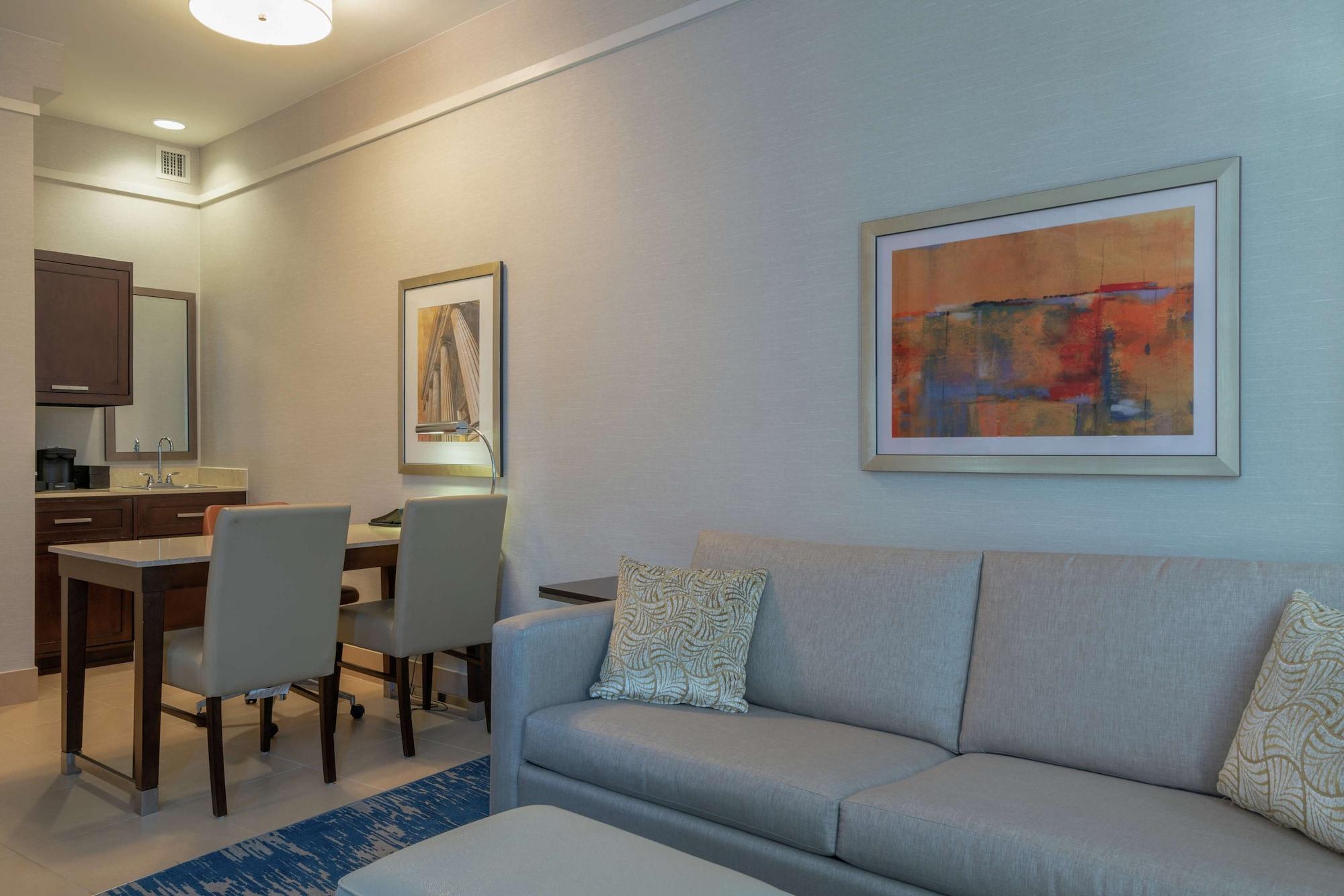 Embassy Suites By Hilton Alexandria Old Town Eksteriør bilde