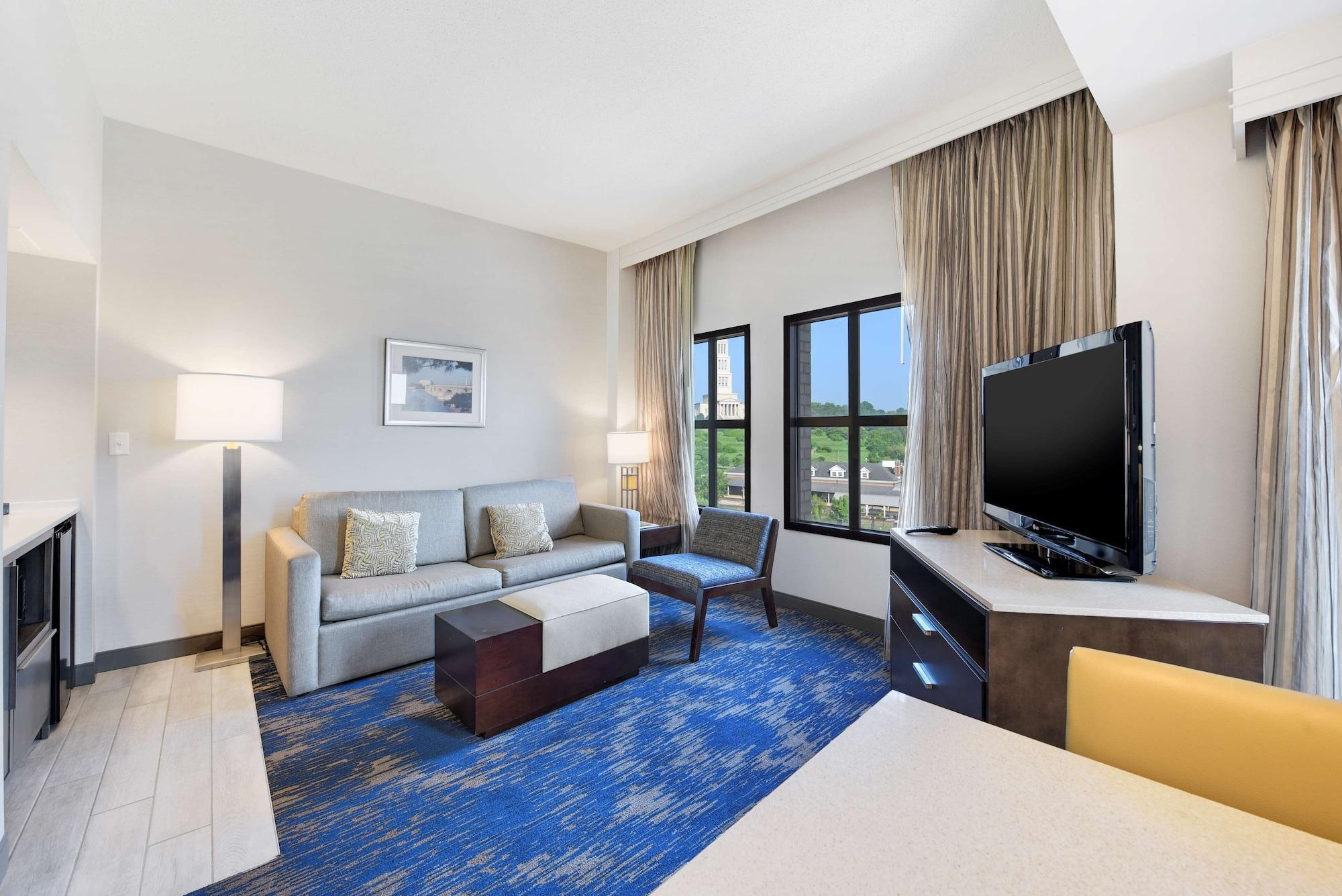 Embassy Suites By Hilton Alexandria Old Town Eksteriør bilde