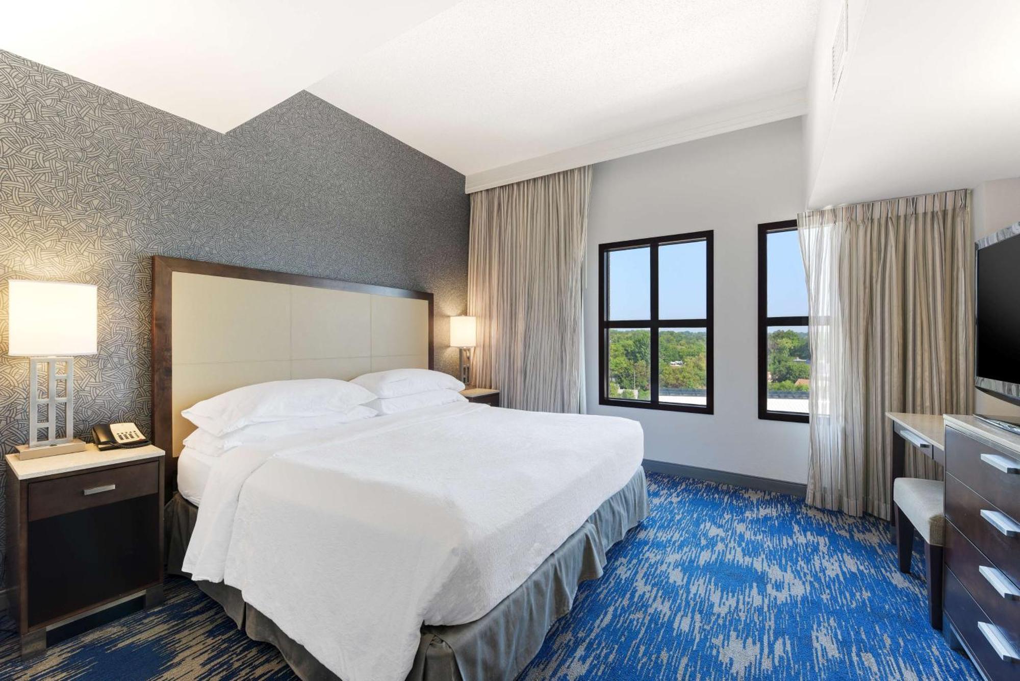 Embassy Suites By Hilton Alexandria Old Town Eksteriør bilde